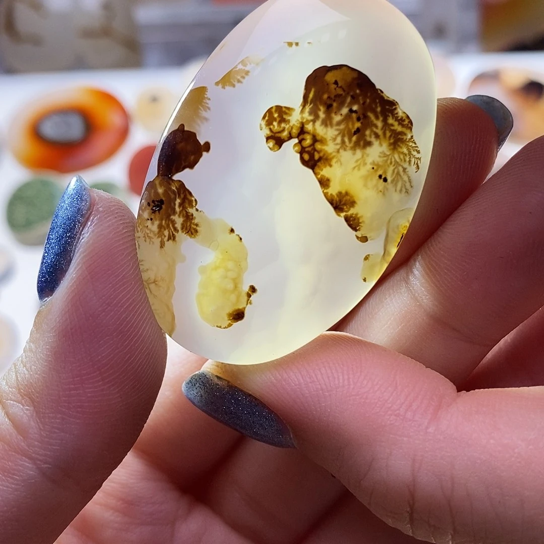 未镶嵌玛瑙/玉髓珠宝奇石