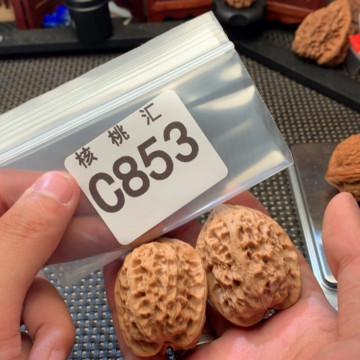 吊坠文玩核桃赤焰鸡心