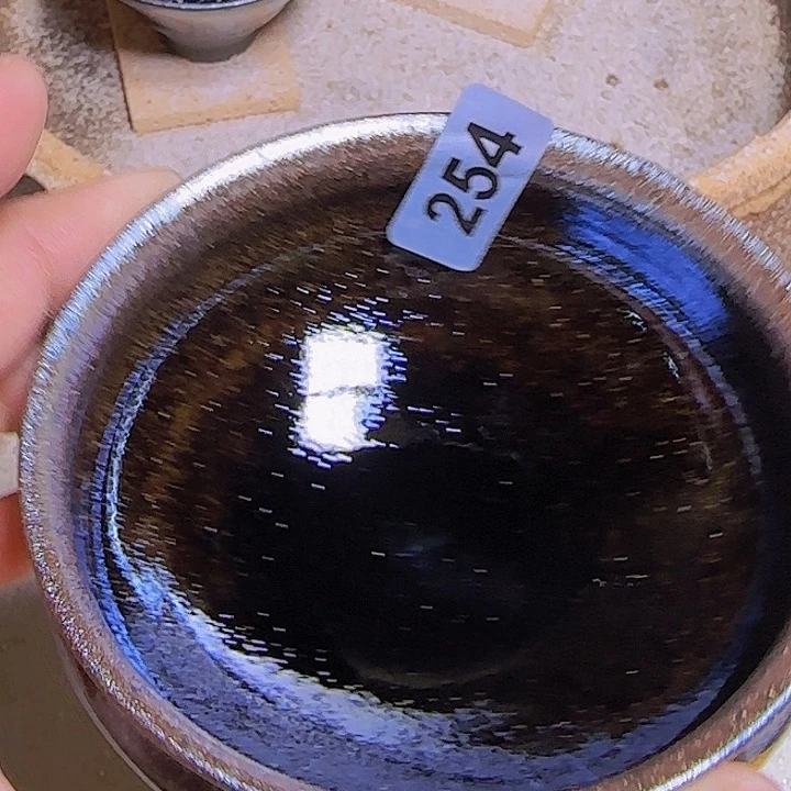 茶盏只有我们俩的钱可以借