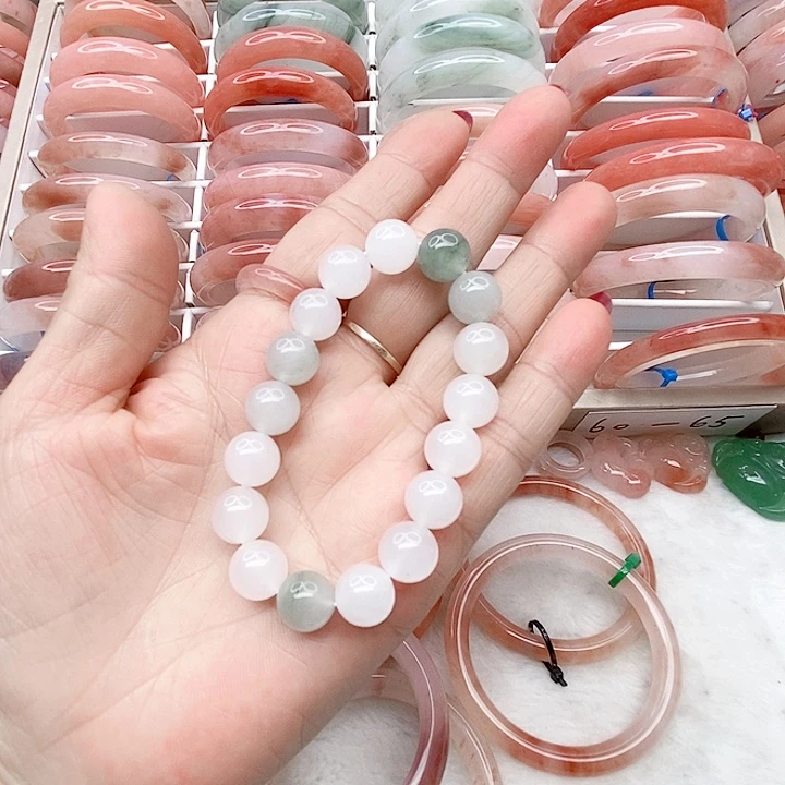 开***果石英质玉未镶嵌手链