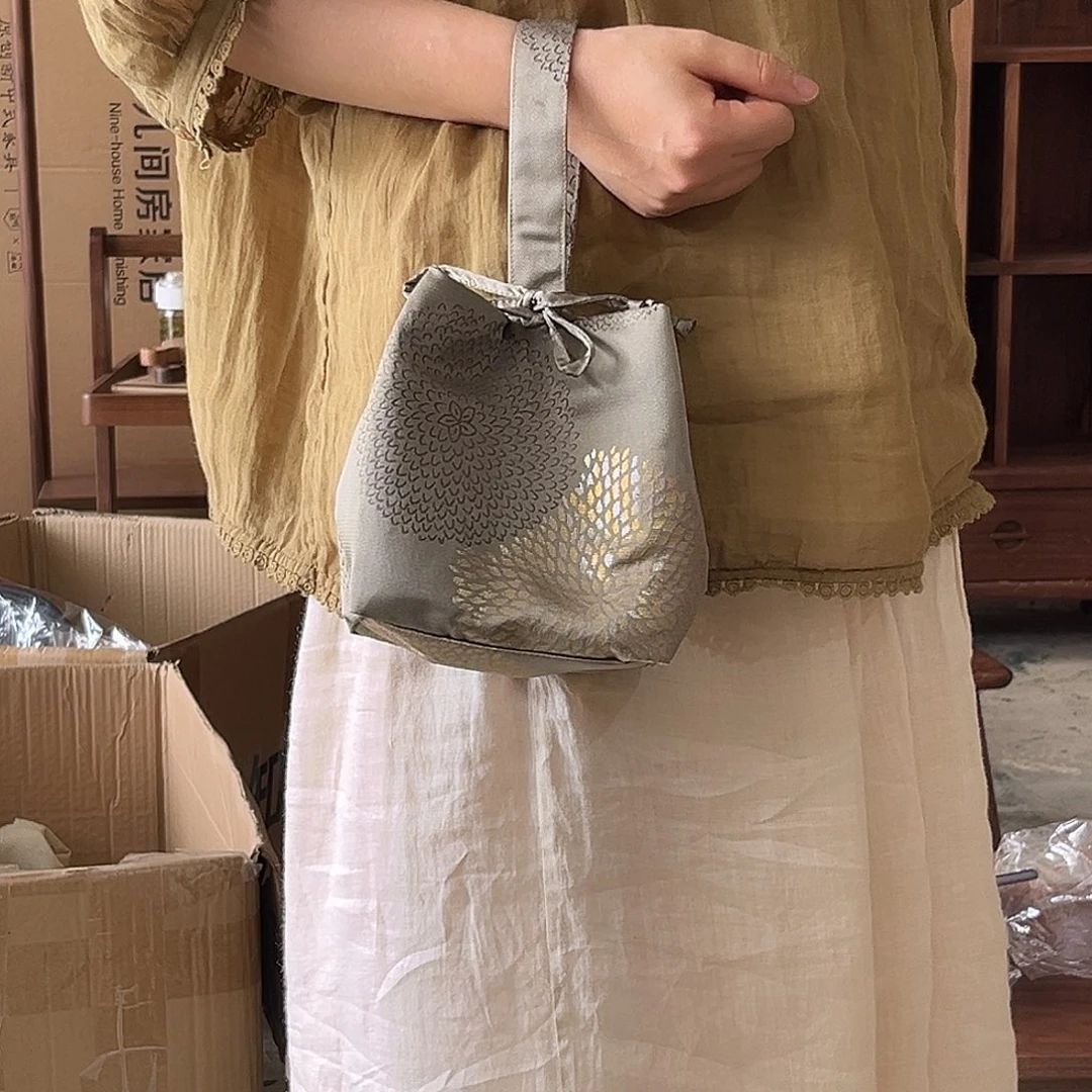黑胡桃木灰色杯袋