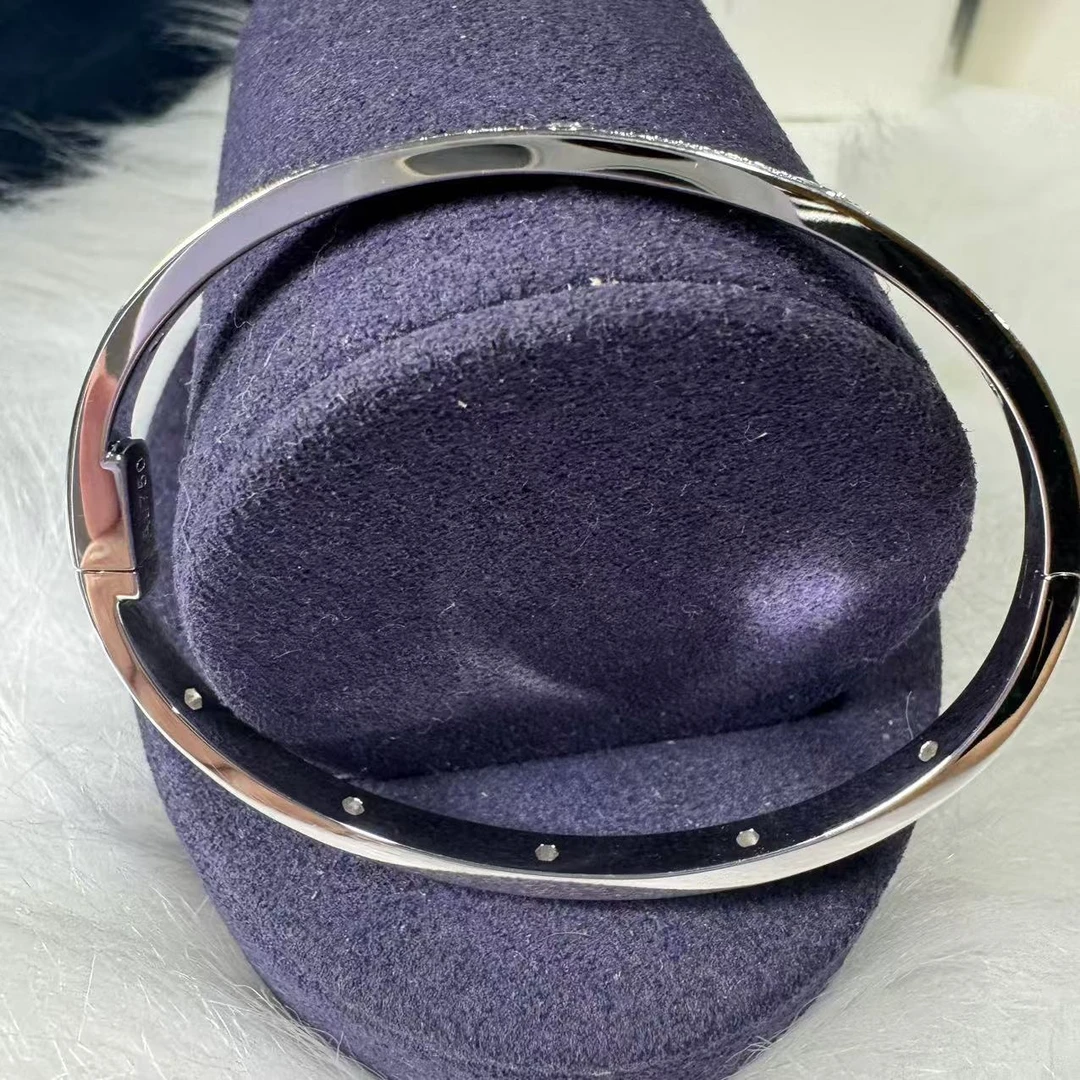 【不梵婚戒】带包装白色满天星满钻窄版手镯.A