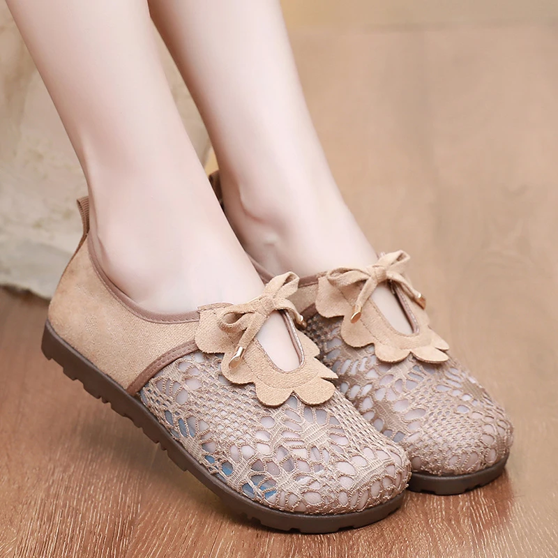 2025夏季新款蕾丝网面妈妈鞋百搭一脚蹬软底平底舒适布鞋