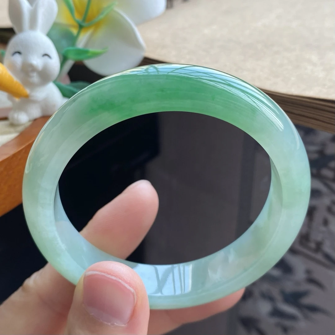 04.01批正圈翠绿色2545号53.6-12.6-7.8！天然翡翠手镯