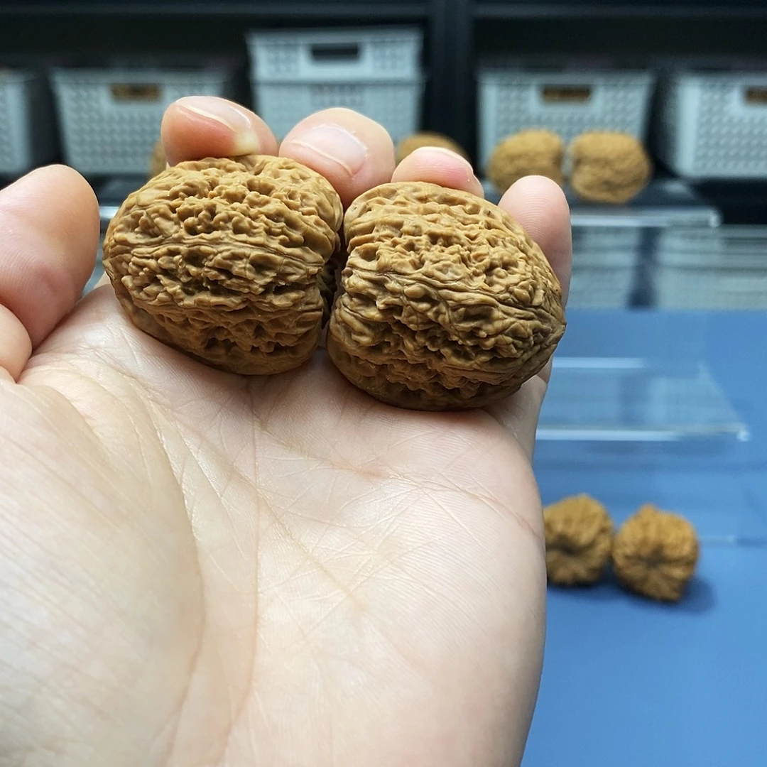@***下文玩核桃吊坠南疆石小尺寸