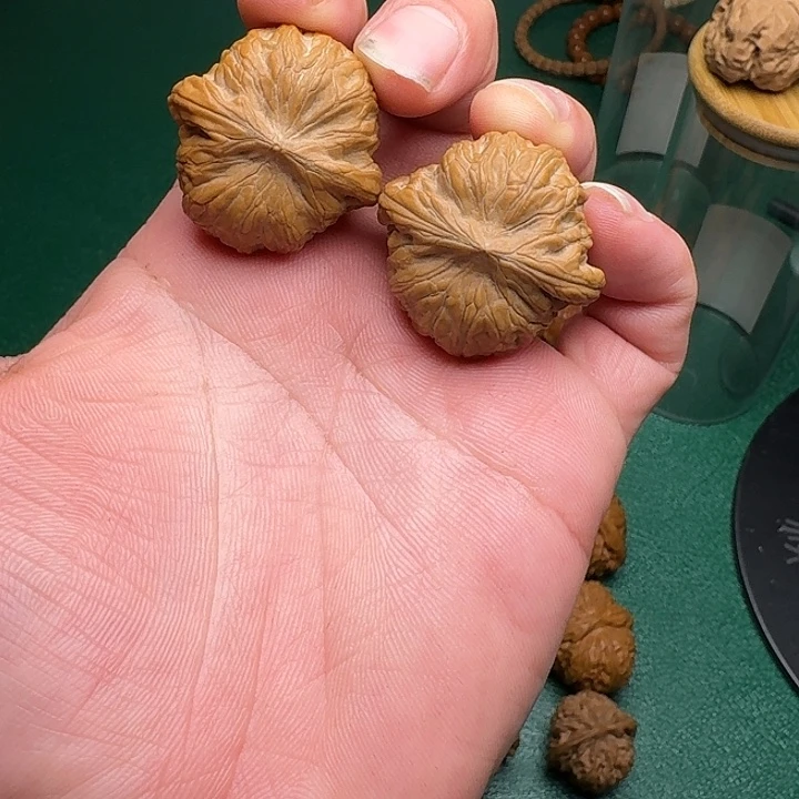 文玩核桃把件闪46，蓟县战鼓34尺