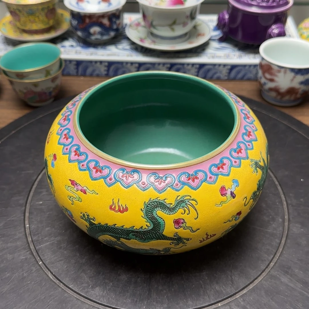 瓷片瓷器的工艺技术特点二是