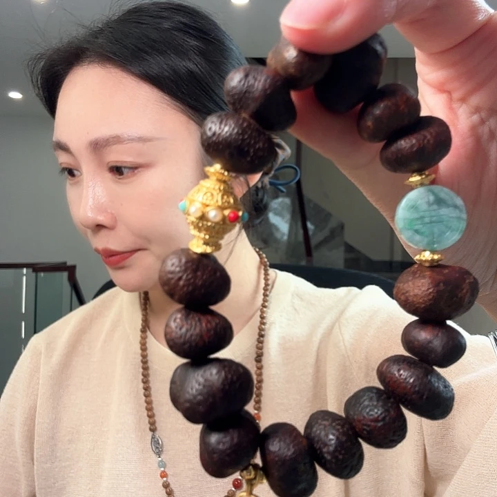 洋***头蛇纹石玉未镶嵌颈饰