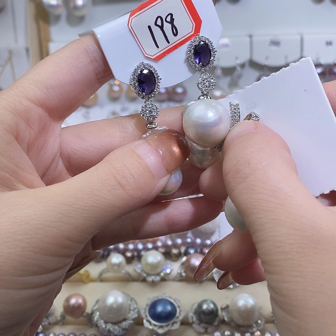 淡水珍珠银S925镶嵌耳饰w15.1有瑕疵银针