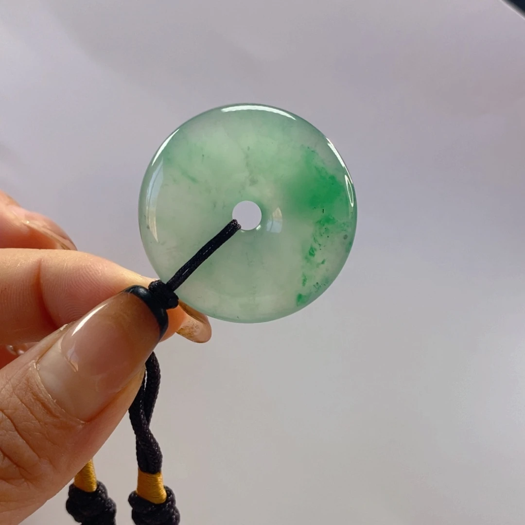 石英质玉颈饰未镶嵌