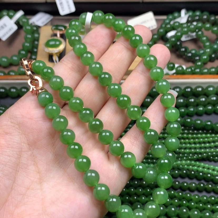 【闪购商品】颈饰未镶嵌和田玉（碧玉）8m冰底辣阳绿无黑