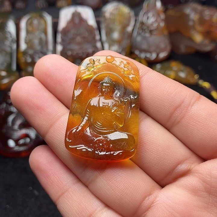 琥珀未镶嵌颈饰190