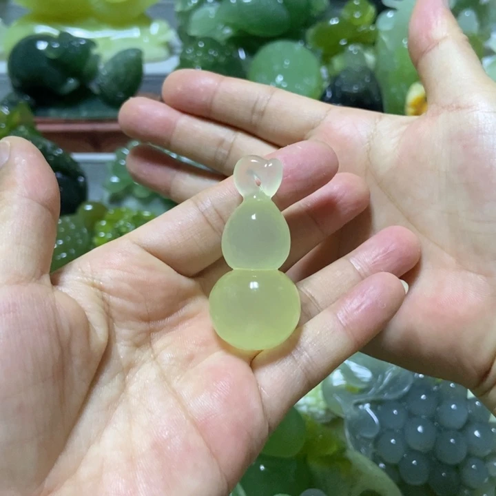 【闪购商品】蛇纹石玉未镶嵌挂件啥*啥