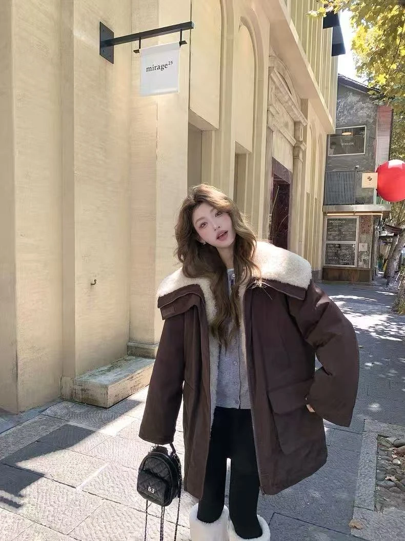 2025冬季新款羊羔毛毛领工装休闲极简百搭户外90白鸭绒派克服外套