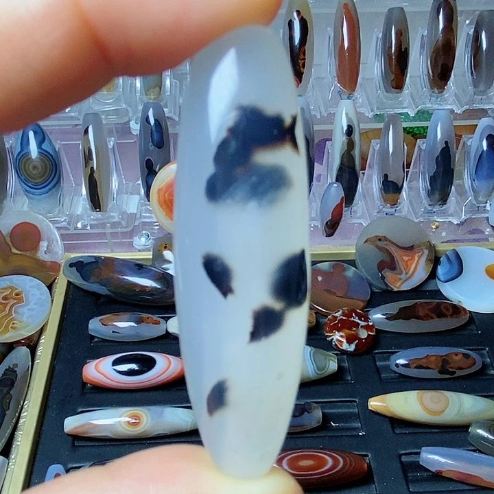 玛瑙/玉髓颈饰合金