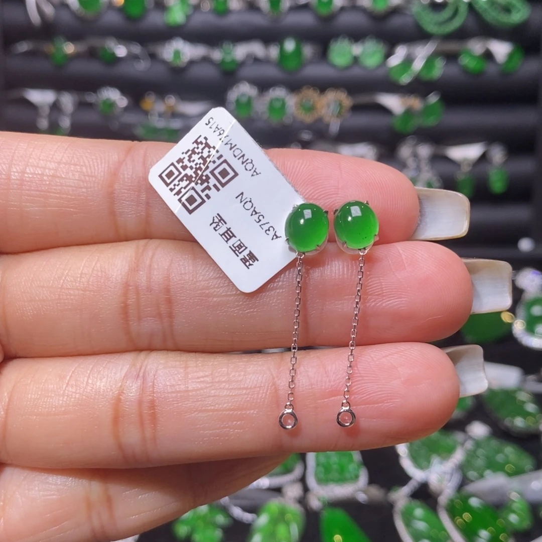 翡翠耳饰18K金镶嵌蛋面耳钉