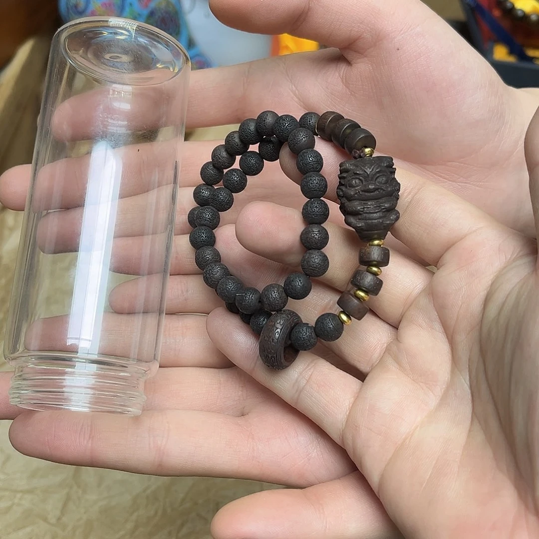 大叶紫檀（黑酸枝木类）