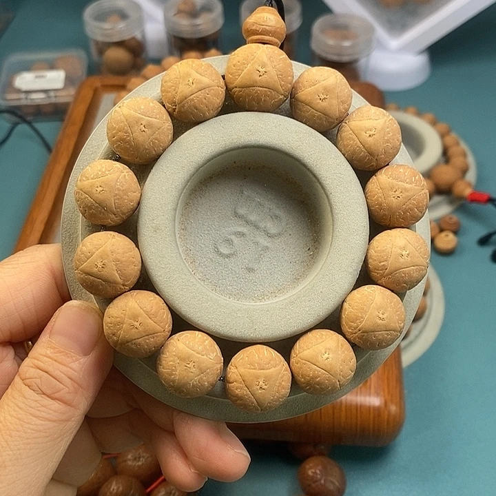 凤眼菩提吊坠龙眼手串