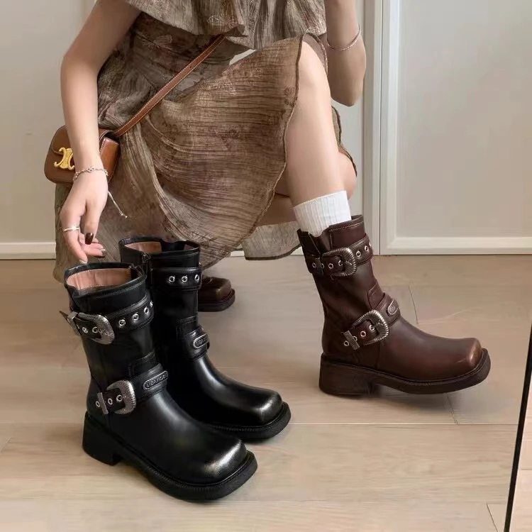 时装靴马丁靴休闲秋冬英伦风女鞋时尚筒靴厚底