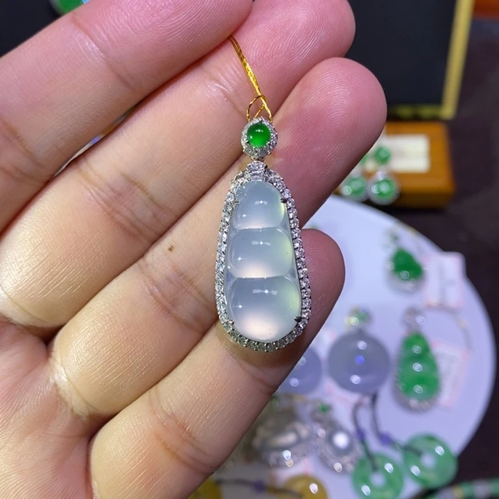【闪购商品】翡翠18K金镶嵌吊坠(不含链)