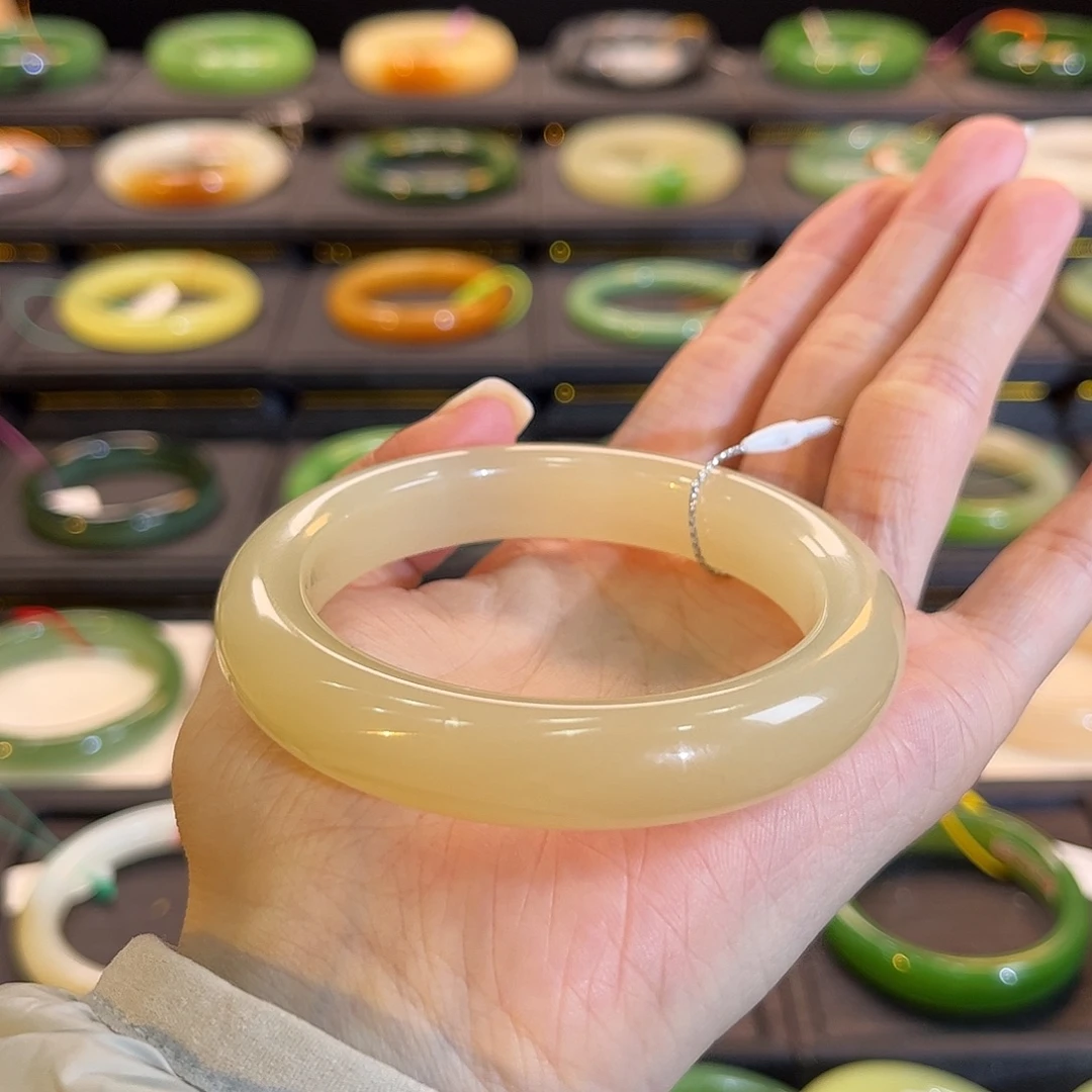 和田玉未镶嵌手镯蜂蜜糖