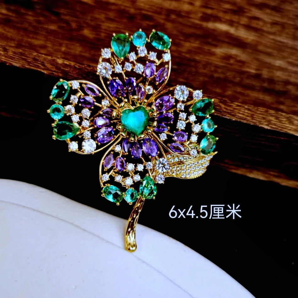 铜合金胸针 695 时尚百搭款四瓣花胸针