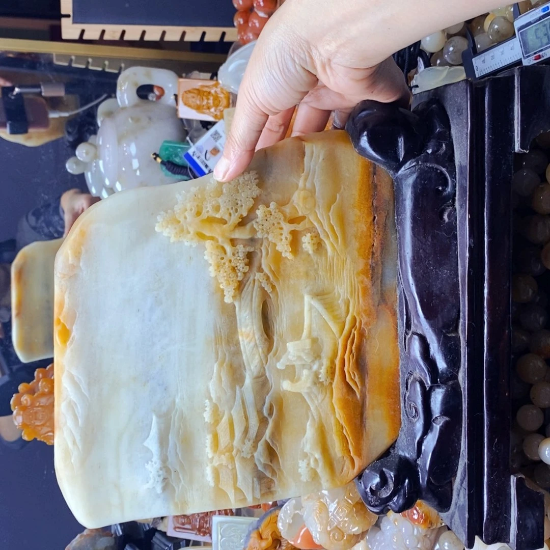 石英质玉（黄龙玉）未镶嵌吊坠(不含链)