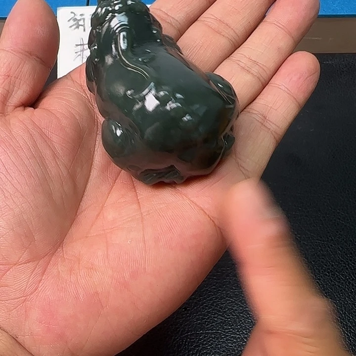 未镶嵌和田玉把件