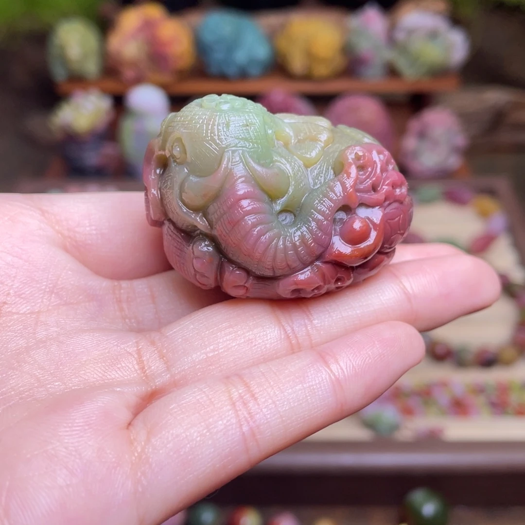 玛瑙/玉髓未镶嵌珠宝半成品盐源玛瑙西瓜色大象