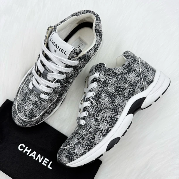 99新 Chanel/香奈儿 24p交织设计运动鞋 37.5码 公价1.4w c0699