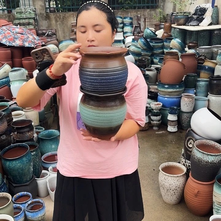 口19高20瑕疵两个盆子。