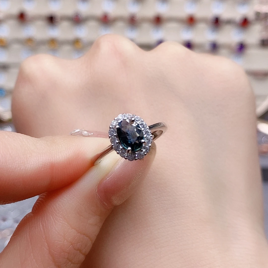 蓝宝石戒指银S925镶嵌戒指