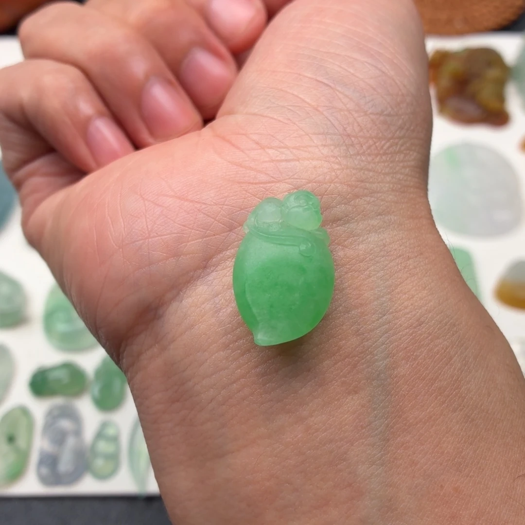 定制翡翠未镶嵌666