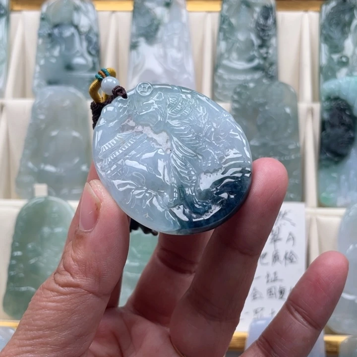 翡翠未镶嵌挂件玉