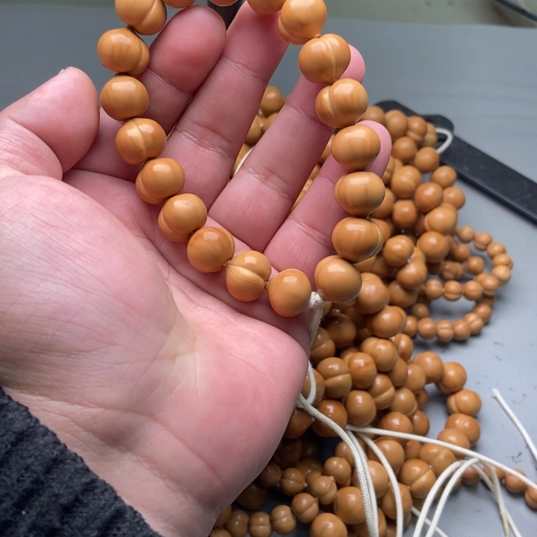 吊坠猴头核桃屁桃