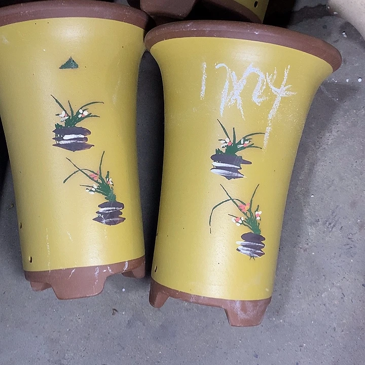 紫砂花盆紫砂的颜色和质地