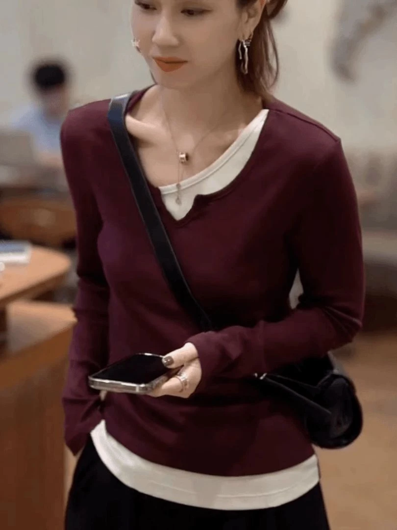 假两件减龄拼接v领长袖t恤女装2024新款秋冬收腰内搭上衣欧货正肩