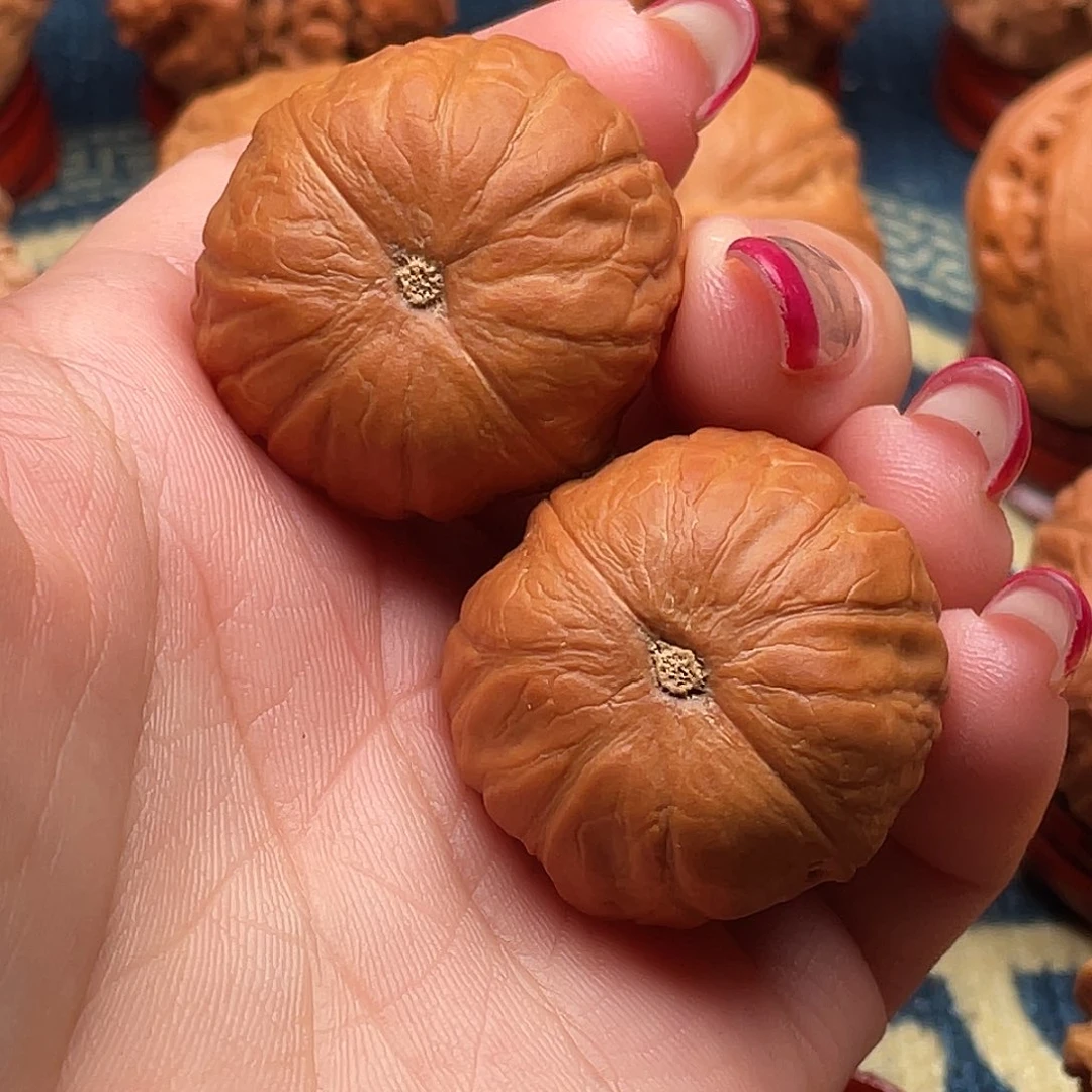 文玩核桃把件精品小石头