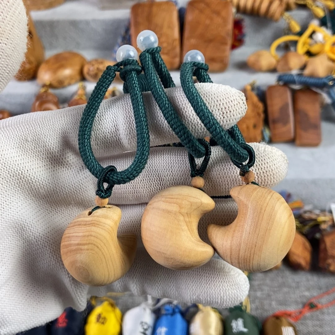 手串/手链柏木（崖柏）北太行陈化月亮吊坠