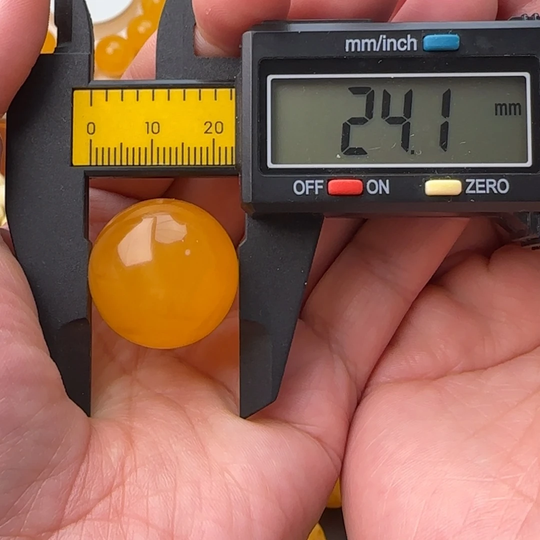 蜜蜡未镶嵌颈饰焦皮红珠子