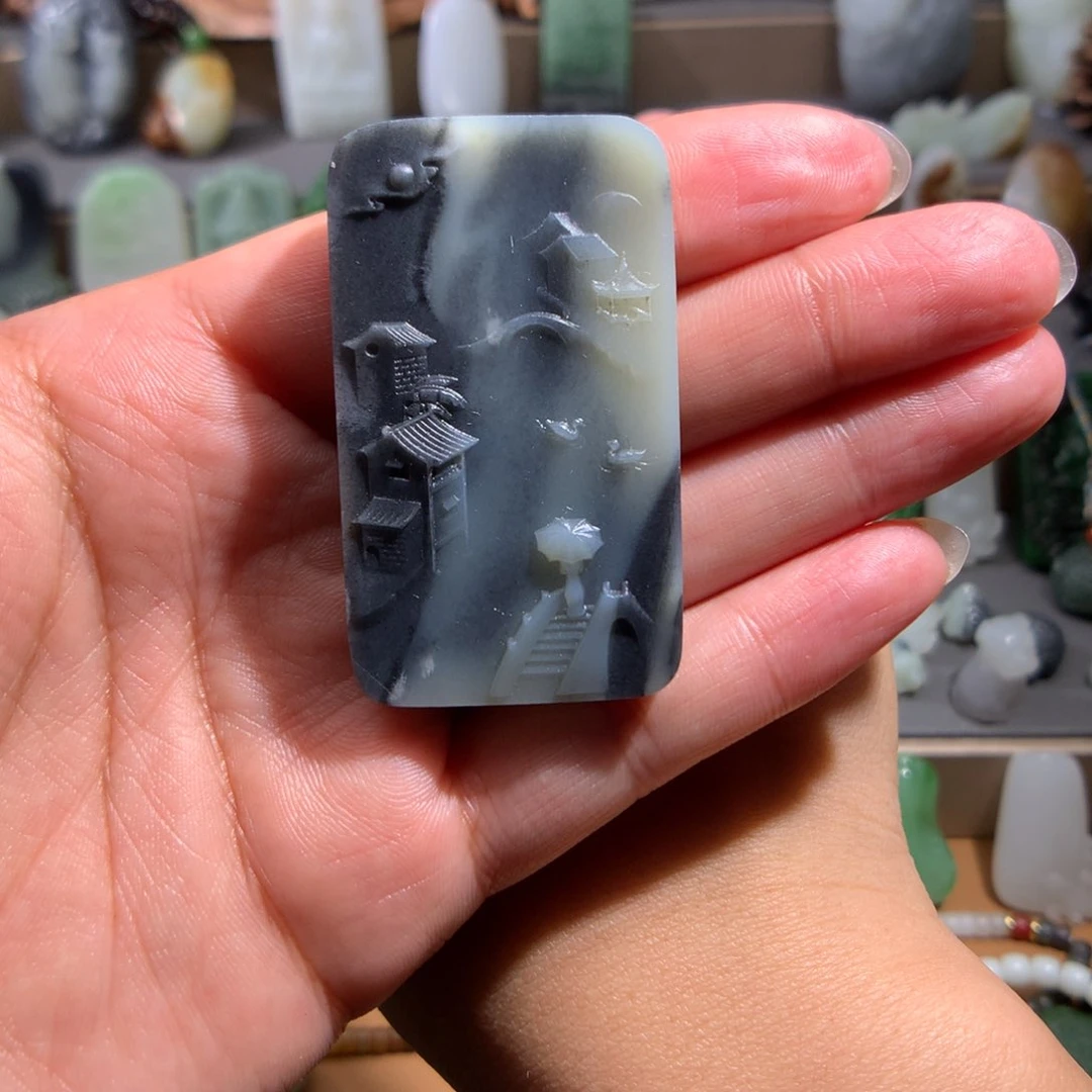 和田玉颈饰未镶嵌