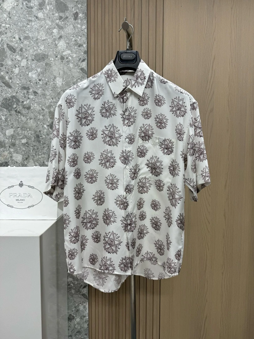 全新未使用 DIOR/迪奥 131128 Dior 迪奥 五角星桑蚕丝衬衫