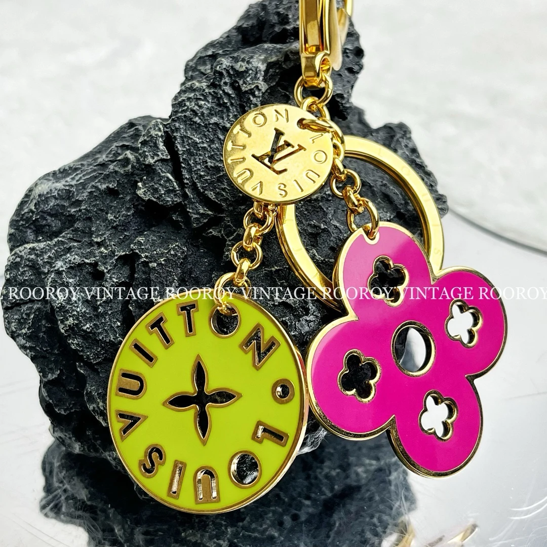 95新 LouisVuitton/路易威登 马卡龙色 钥匙扣/4298