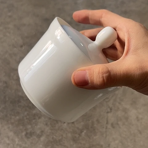 陶瓷炖盅一个陶瓷