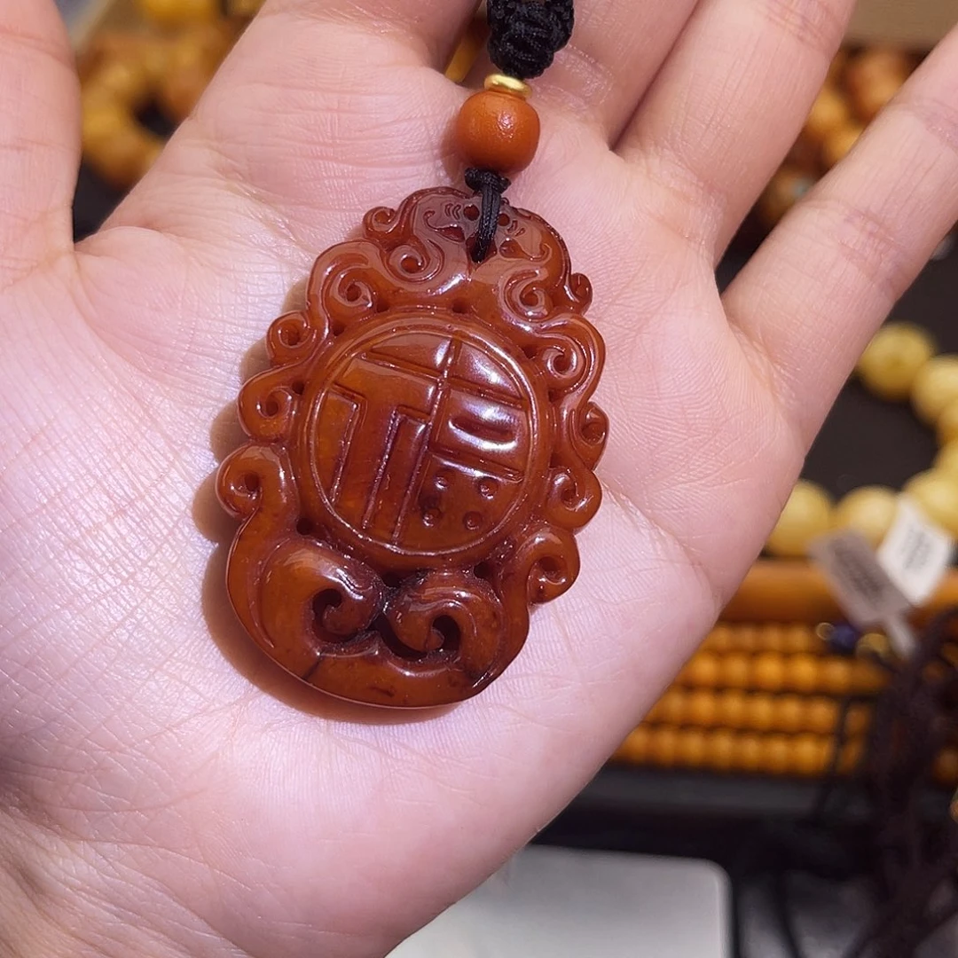 琥珀未镶嵌手链吊坠