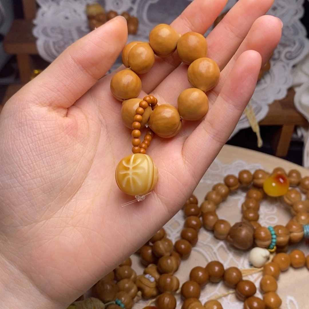 吊坠猴头核桃富甲