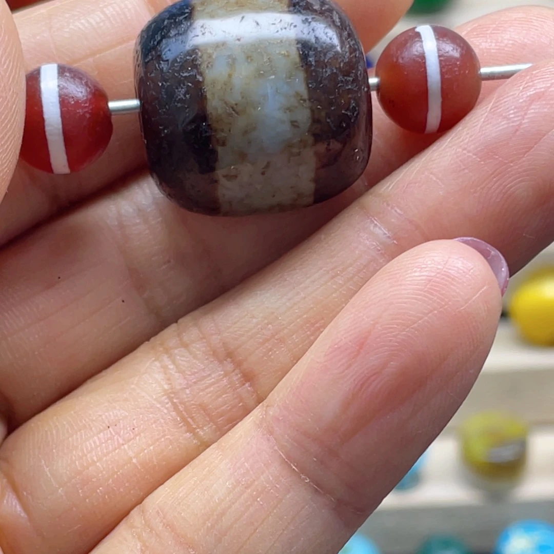 合金颈饰玛瑙/玉髓A****?