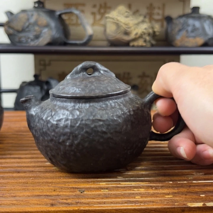 王***张安化冰碛岩石头茶壶