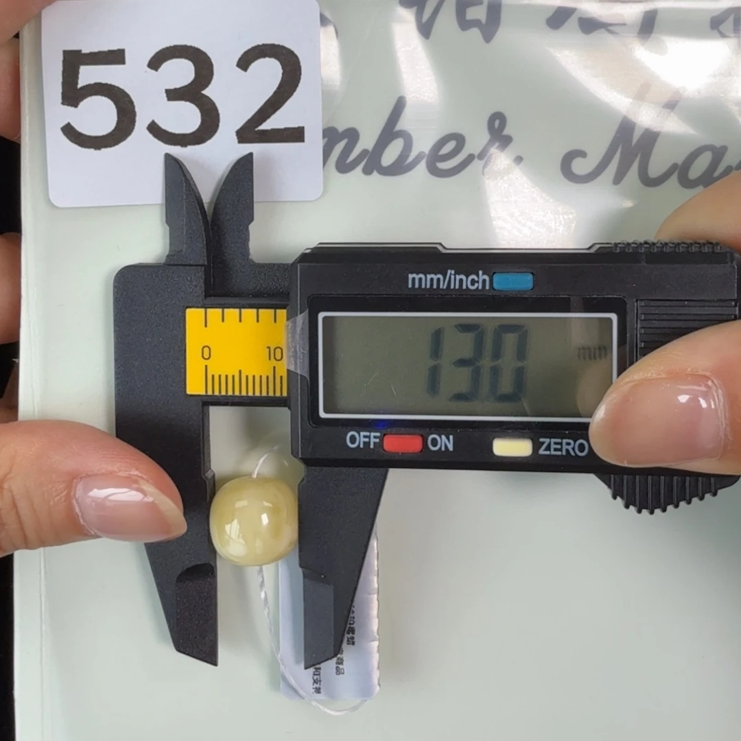 未镶嵌蜜蜡珠宝奇石微瑕