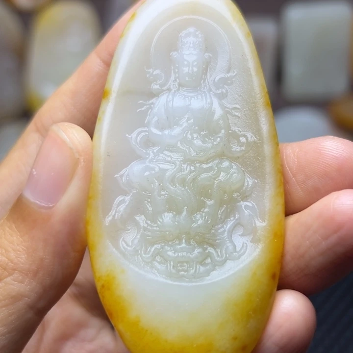 颈饰未镶嵌和田玉